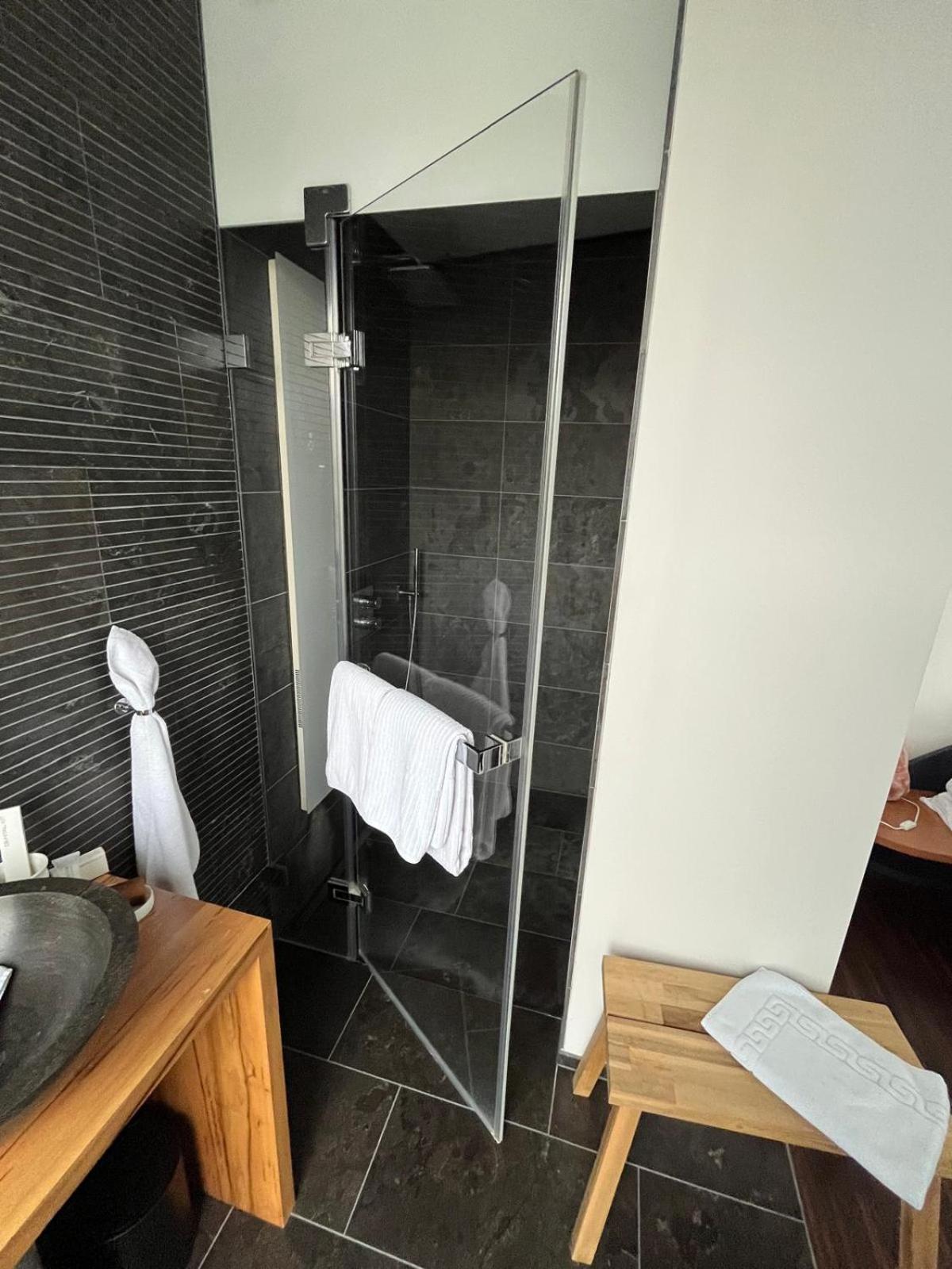 Deluxe In Privatwohnung An Zentraler Lage * Teufen