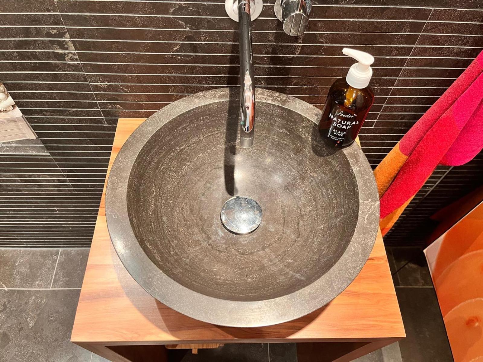 Séjour chez l'habitant Deluxe In Privatwohnung An Zentraler Lage